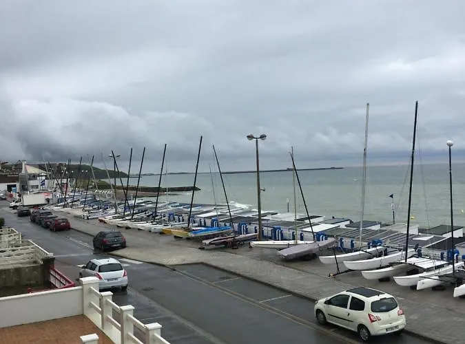 Cap'tain Kipper , Vue Mer, 2 , Garage Ferme , Lejlighed