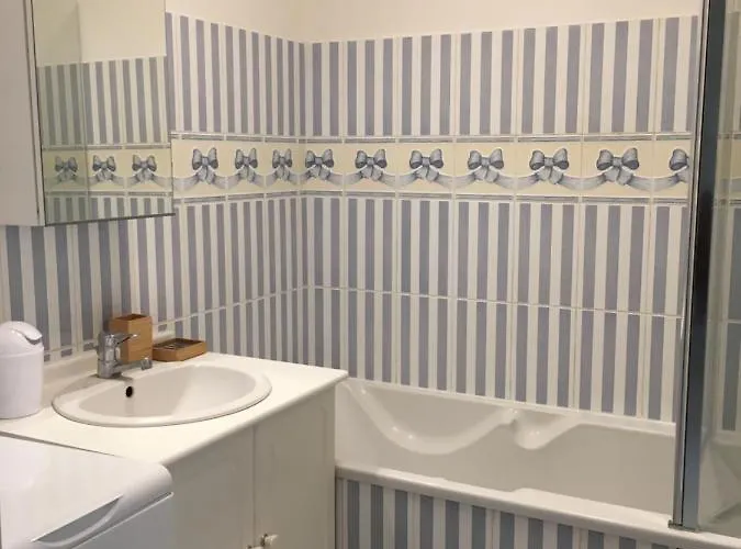 Cap'tain Kipper , Vue Mer, 2 , Garage Ferme , *